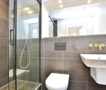 To Let – a one-bedroom flat in the sought after Factory No.1 develo... - Photo 6