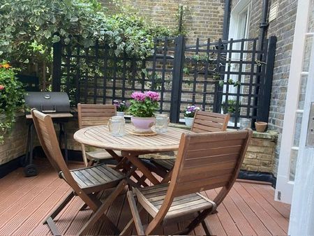 Eardley Crescent, Earl's Court, London, SW5 - Photo 2