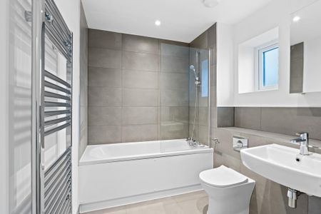 2 bedroom terraced house to rent - Photo 5