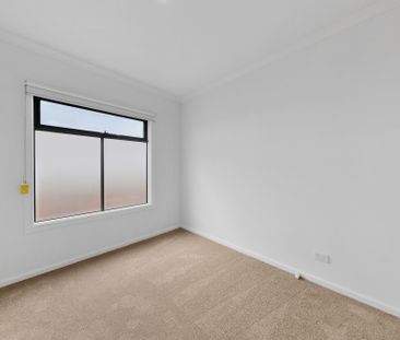14 Jandakot Walk, Point Cook VIC 3030 - House For Rent | Domain - Photo 1