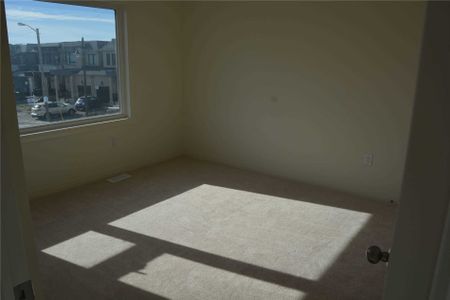 For Lease - 135 Yacht Drive, Clarington, Ontario - Photo 2