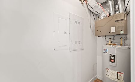 Manchester: Black Accents – Penthouse Suite – 710 Westminster, Winnipeg, MB - Photo 4