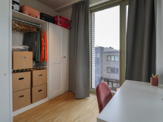 Appartement te huur - Photo 1