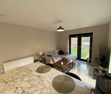 Cross Green Lane, Leeds, Cross Green - Photo 1