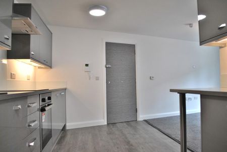 2 bedroom apartment to rent - Photo 4