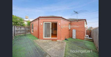 Luxurious villa in a prime location - Photo 2