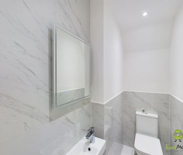 2 Bedroom - Photo 6