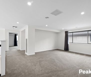 Spacious 4-Bedroom Family Home With Study, Multiple Living Areas An... - Photo 3