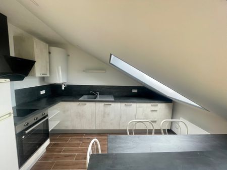 Location Appartement 1 pièce 21m² REMIREMONT 88200 - Photo 2