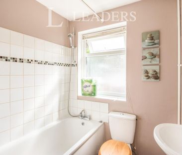 2 bedroom terraced house to rent - Photo 6