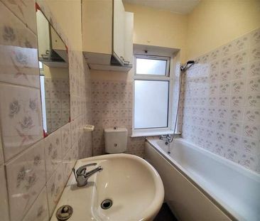 Hall Avenue, Thornton Lodge, Huddersfield, HD1 - Photo 6