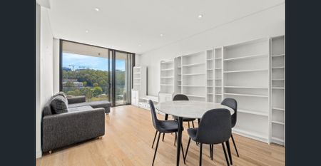 Living in the Heart of Point Frederick - Photo 4