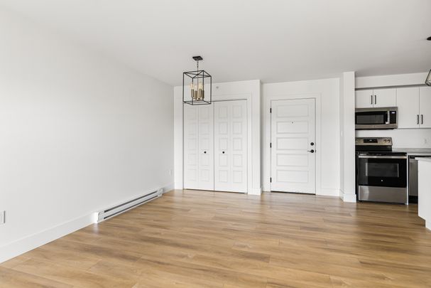 80 Rue Sorbonne Street, E1A 9Z4, Dieppe - Photo 1