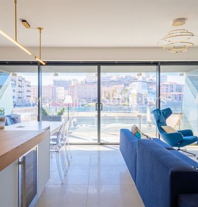 Appartement • Le Pharo - Photo 1
