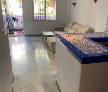 Planta baja de alquiler en Avenida Roentgen, Zona los Frutales - Photo 2