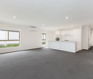 14 Vulture Street, Ellalong NSW 2325 - House For Rent | Domain - Photo 2