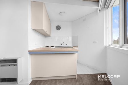 ENJOY THE BAYSIDE LIFESTYLE - UNFURNISHED - Photo 5