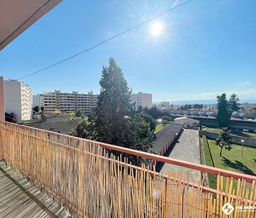 Location Appartement 2 pièces 50m² ROANNE 42300 - Photo 6
