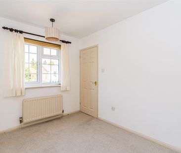 Maybrook Gardens, High Wycombe - Photo 6