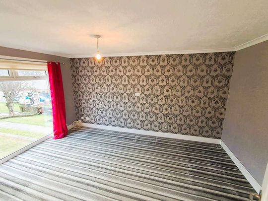 Barnhill Road, Dumbarton, G82 - Photo 1