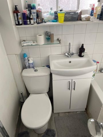 2 Bed Flat, Walters Road, N7 - Photo 4