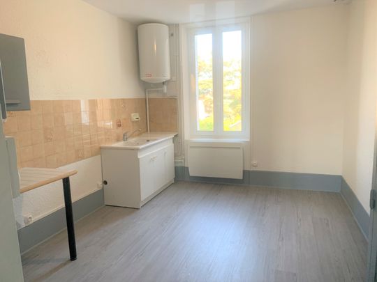 Location Appartement 2 pièces 59m² ST RAMBERT D ALBON 26140 - Photo 1