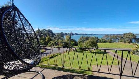 Beachfront in Glenbrook - Photo 5