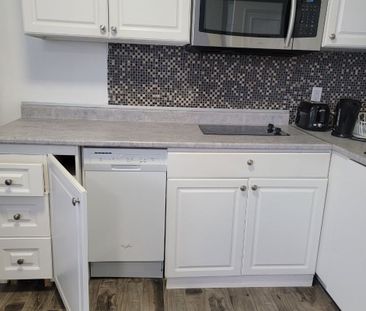 For Lease - 106 Rajah Street, Toronto, Ontario - Photo 3