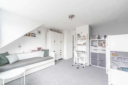 Cherrycroft Gardens, Pinner, HA5 - Photo 5