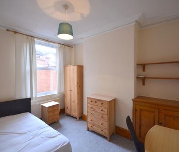 4 bedroom house to rent - Photo 3