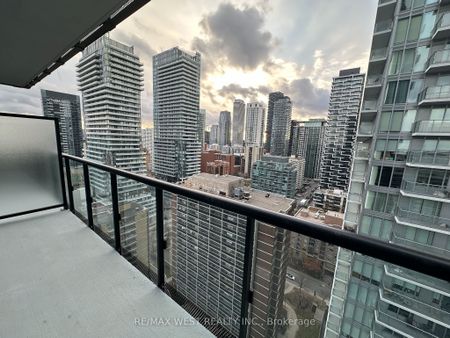 For Lease - 127 Broadway Avenue Unit# 2204S, Toronto, Ontario - Photo 3