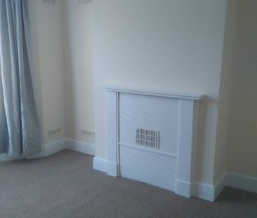 Room in a Shared House, Windmill Street, BN2 - Photo 3