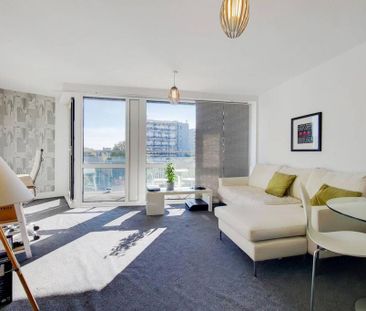 1 bedroom flat to rent - Photo 2