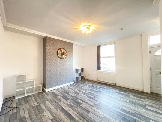 2 bedroom house to rent - Photo 1