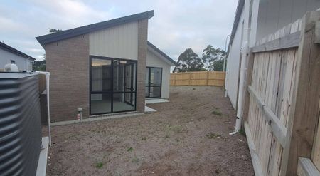 Little delight in Massey - Photo 5