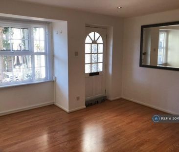 2 bedroom terraced house to rent - Photo 6