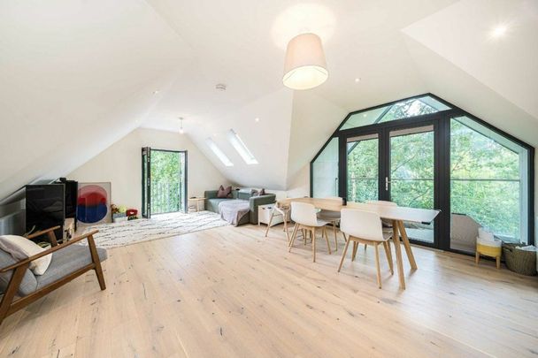 Alleyn Park, East Dulwich, SE21 - Photo 1