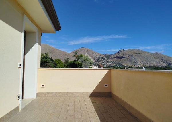 Porzione di bifamiliare in affitto