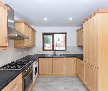 77 Redwood Dale, Dunmurry, Belfast, BT17 9RL - Photo 1