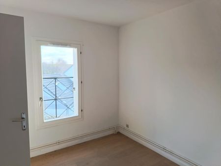 Location Maison 7 pièces 141m² EU 76260 - Photo 3