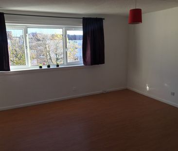 3 Bed Flat, Napier Place, G51 - Photo 4