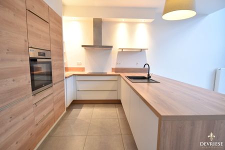 Rijwoning met 3 slaapkamers en tuin in Kortrijk - Foto 3