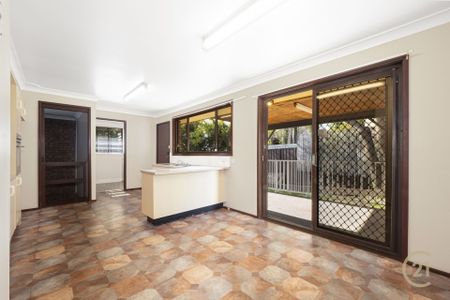 Great 3 Bedroom Family Home!! - Photo 2