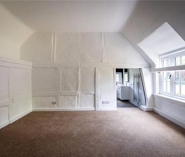 4 bedroom detached house to rent - Photo 2