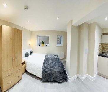 Room in a Shared House, High Road, NW10 - Photo 6