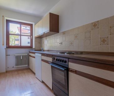 Ruhige, sonnige Lage 2-Zimmer-Wohnung mit großzügigem Wohnzimmer, B... - Foto 1