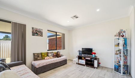 40 Becker Loop, Mandogalup WA 6167 - House For Rent | Domain - Photo 2