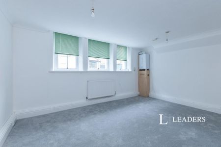 Studio to rent - Photo 4