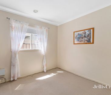 16 Hodgson Rise, Mernda - Photo 5