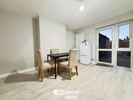 Whitaker Road, Cardiff, CF24 - Photo 3